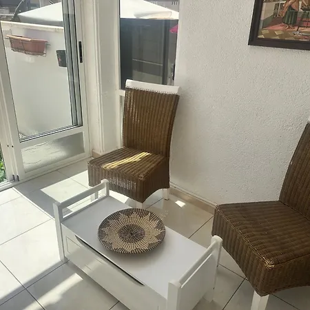 Homely Royal דירה