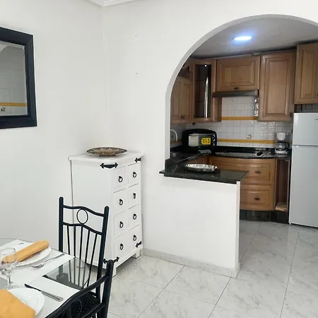 Homely Royal Apartman