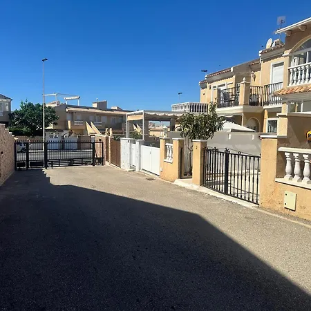 Homely Royal Apartman *