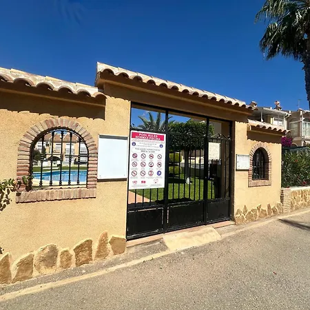 Apartment Homely Royal Torrevieja
