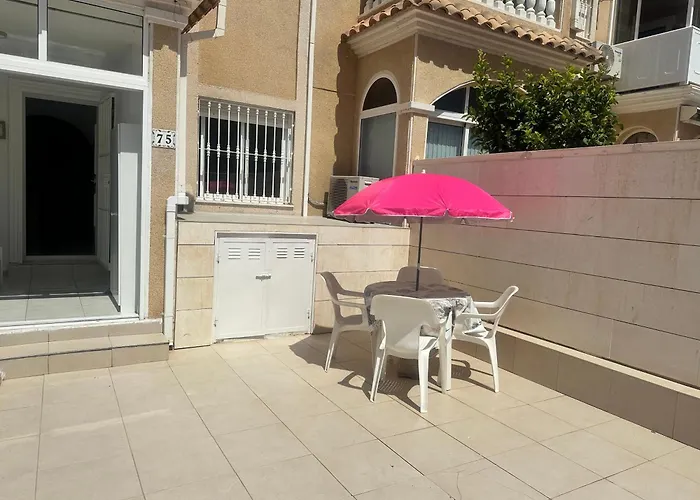 Homely Royal Apartamento *